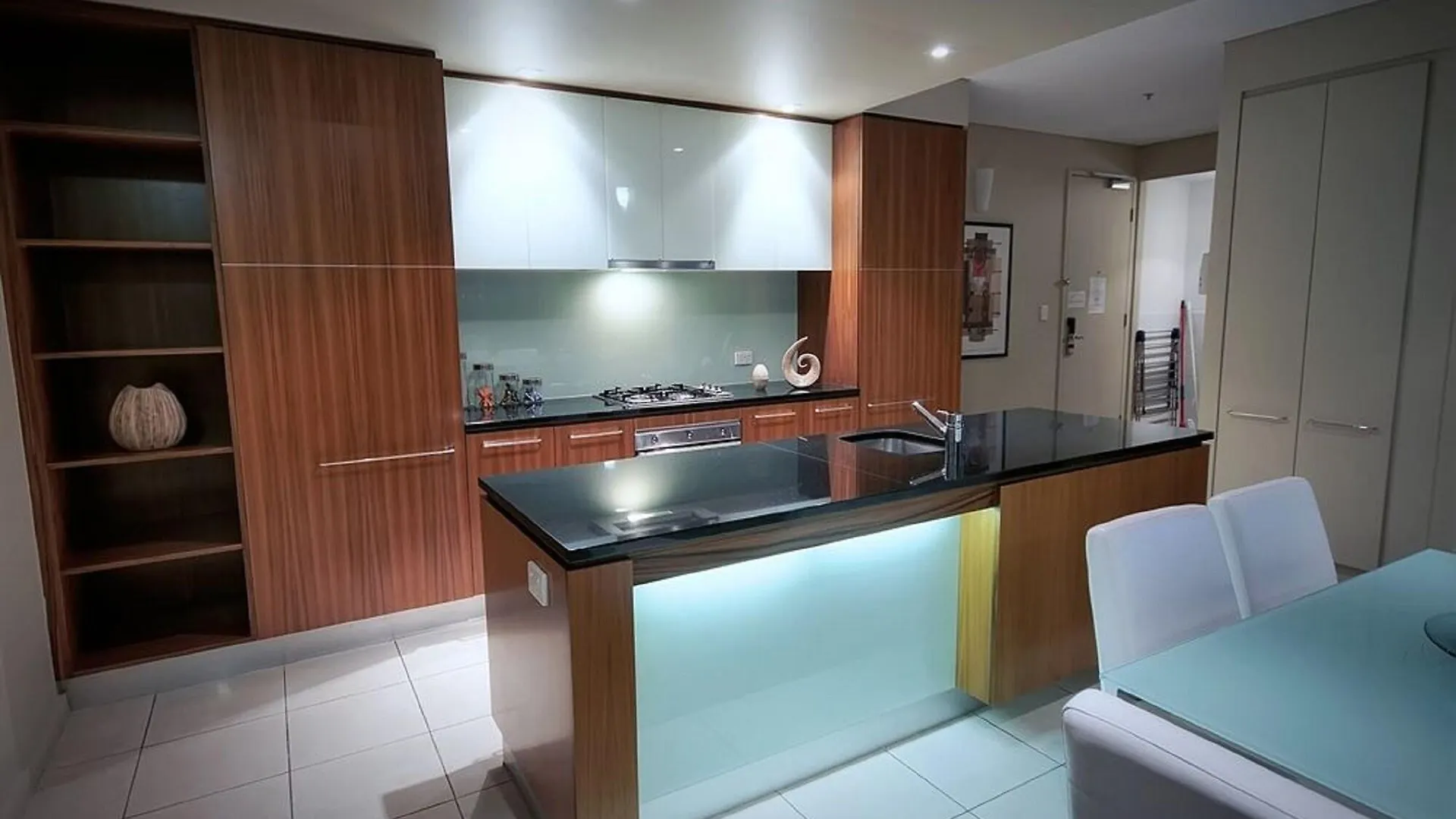 Апарт-отель La Loft Apartments North Terrace Аделаида