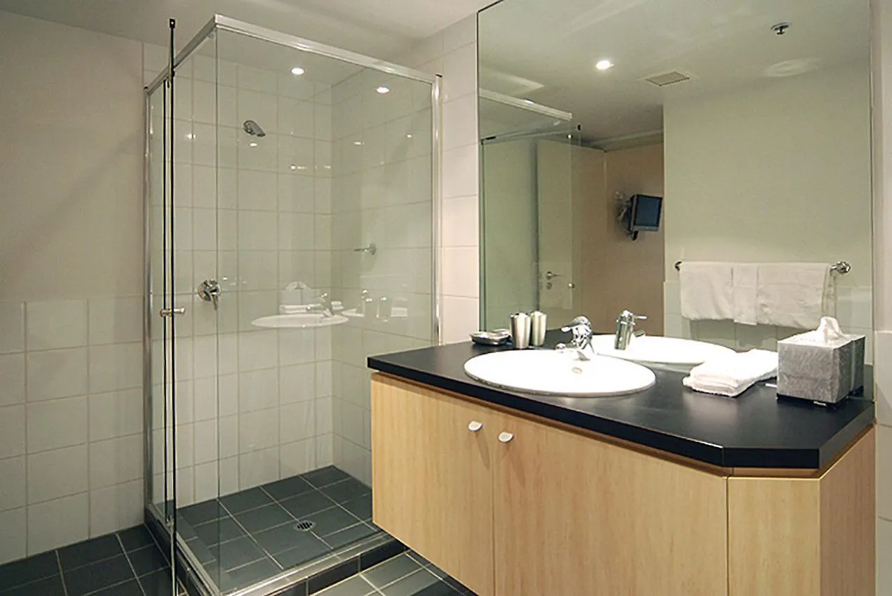 **** Апарт-отель La Loft Apartments North Terrace Аделаида Австралия