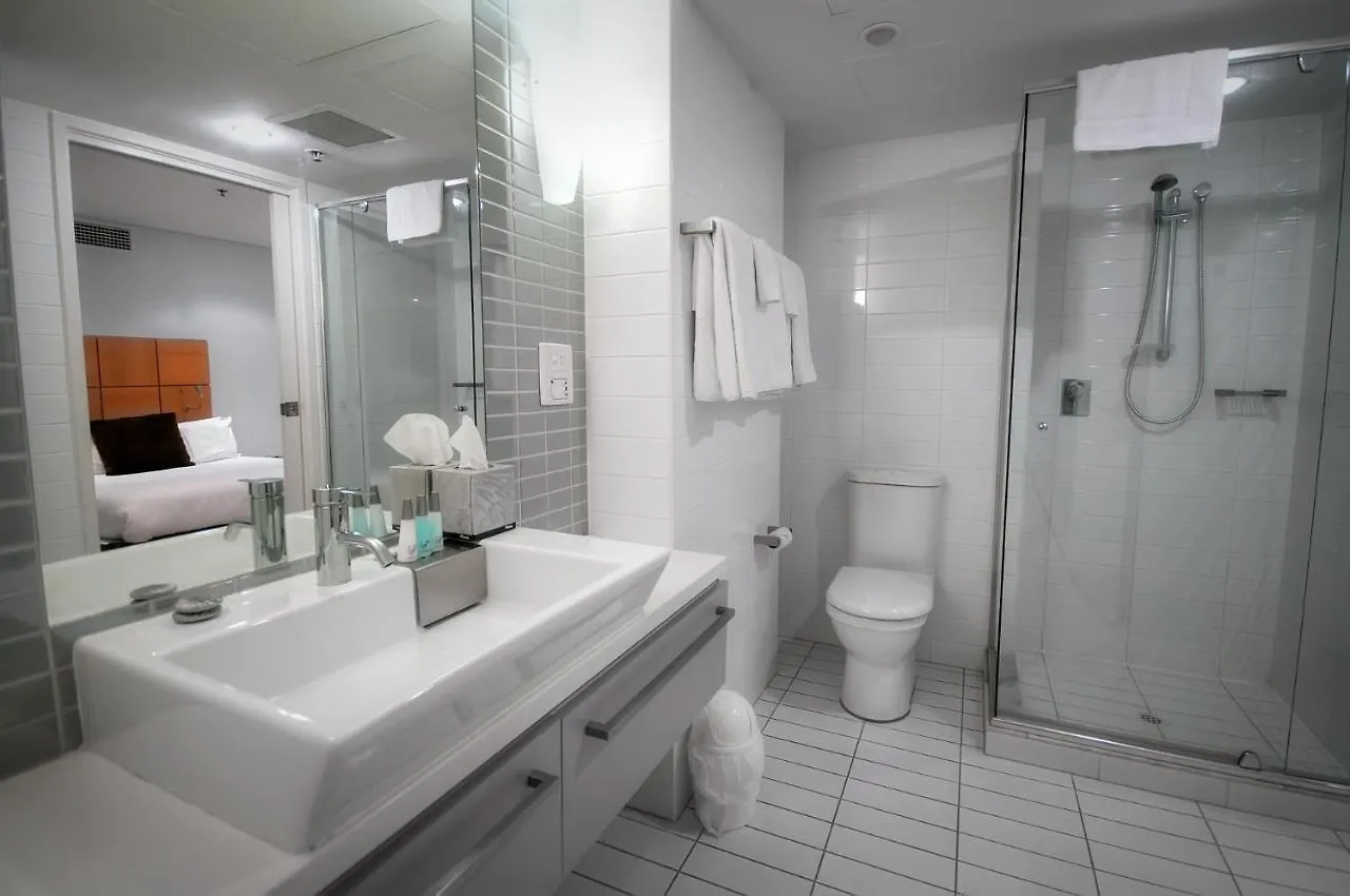 La Loft Apartments North Terrace Аделаида
